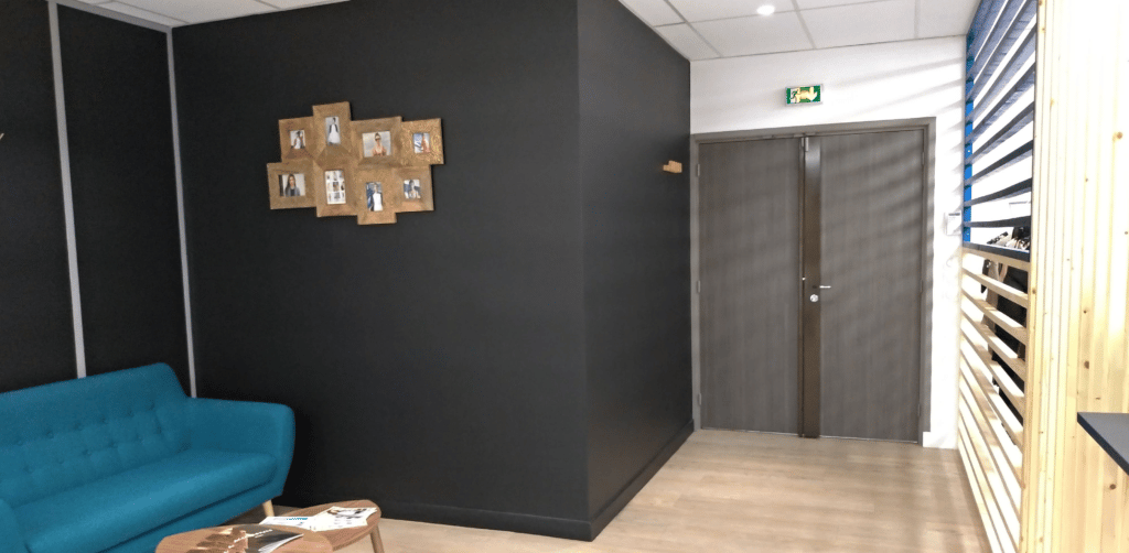showroom aménagement Lyon Techlid par Ameteam